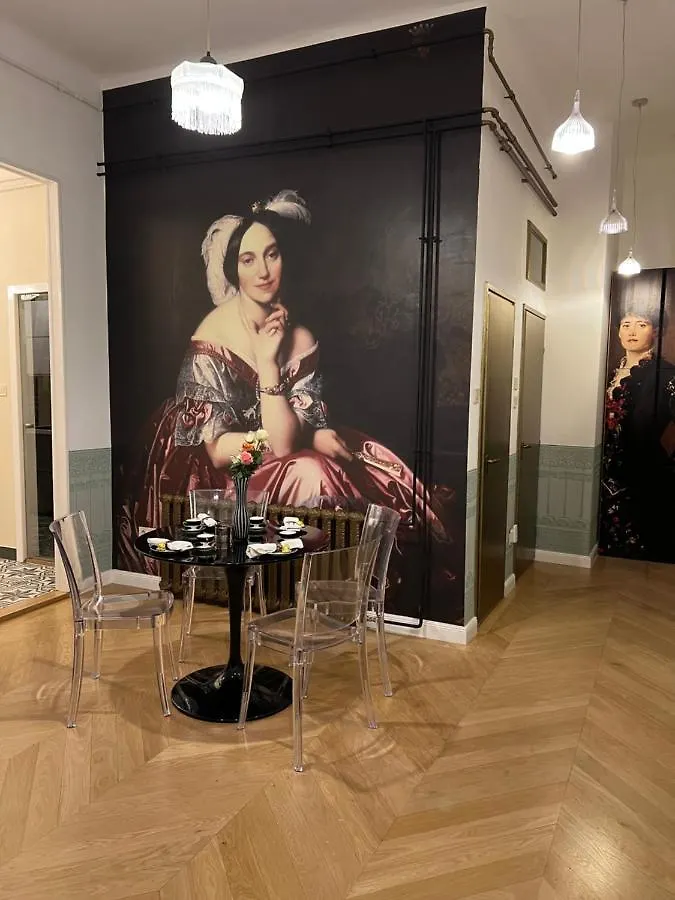 Unique Artistic Apartment By H'Ereggi Budapest
